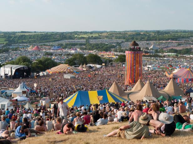 Glastonbury 46-215979432