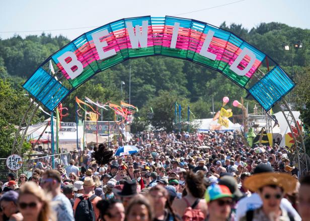 Glastonbury 46-215979386