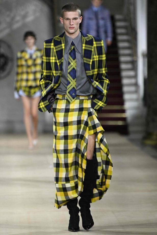 FASHION-FRANCE-VIVIENNE WESTWOOD FASHION-FRANCE-VIVIENNE WESTWOOD