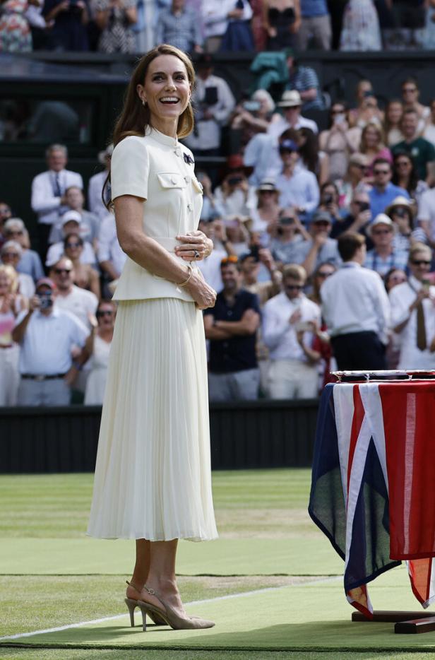 Prinzessin Kate im weißen Ensemble Wimbledon