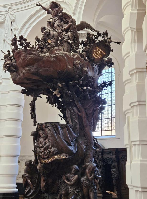 Monumentale Kanzel, Basilika Hanswijk.