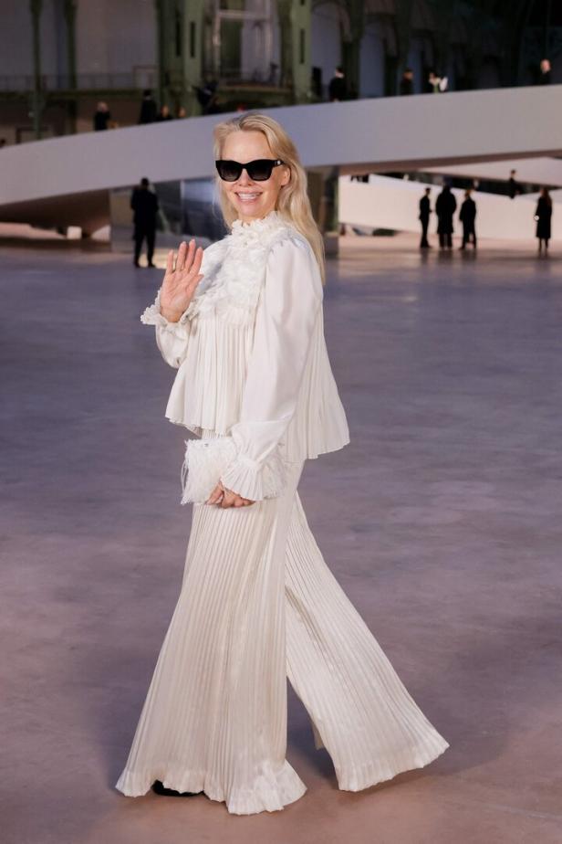 FASHION-FRANCE-CHANEL-PHOTOCALL