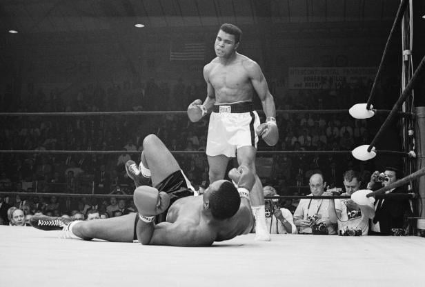 Boxers Muhammad Ali and Sonny Liston Fighting Boxers Muhammad Ali and Sonny Liston Fighting