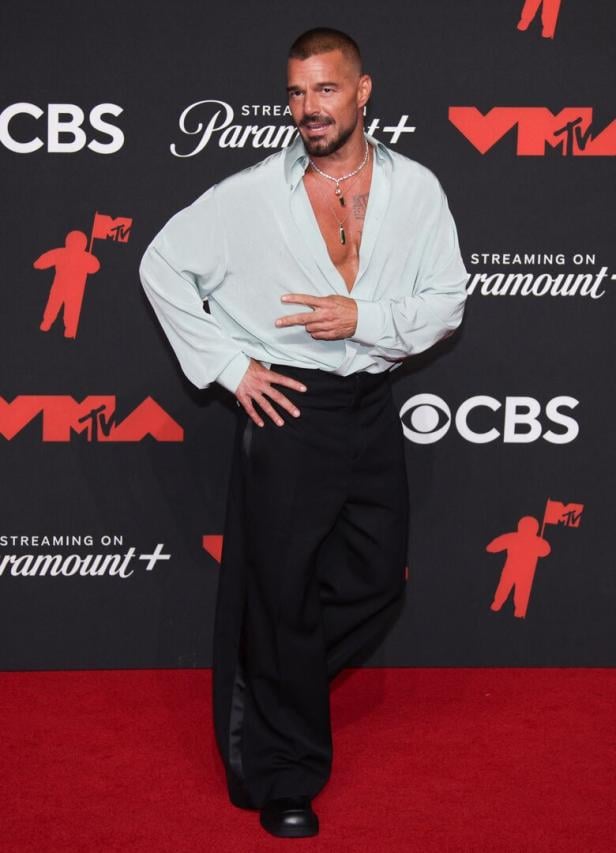 US-ENTERTAINMENT-MUSIC-AWARD-MTV-ARRIVALS