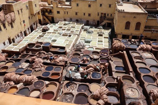 Gerberviertel in Fes, Marokko, von oben.