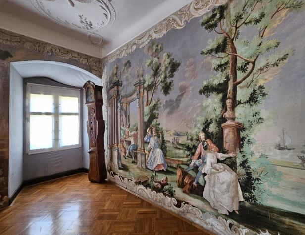 Interieur im prächtigen Schloss, das hoch über der Stadt Ptuj und der Drau thront.