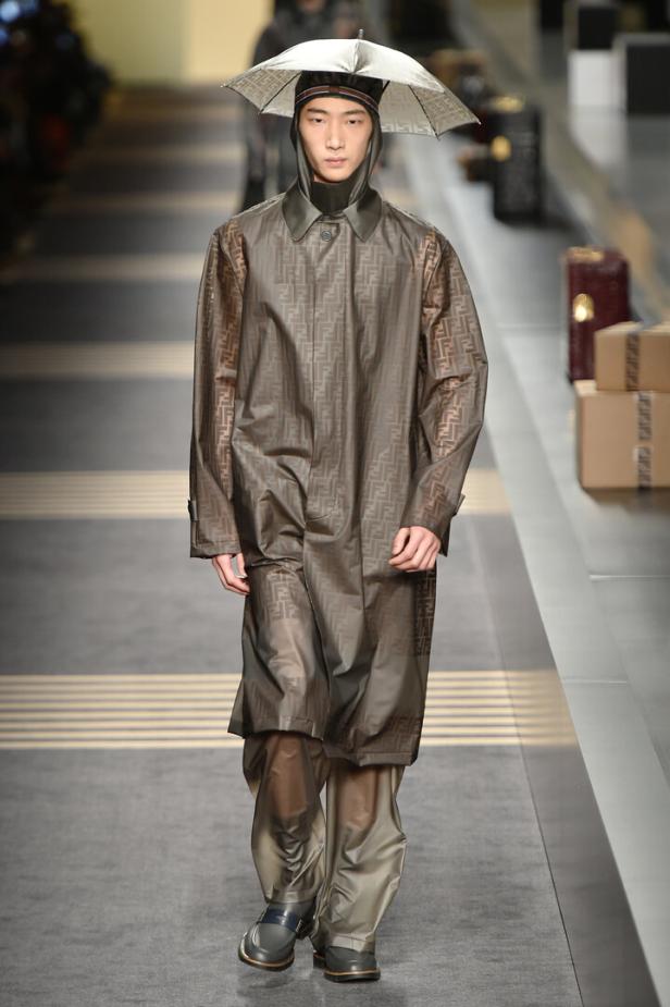 Fendi - Mens Fall 2018 Runway - Milan Menswear Fashion Week