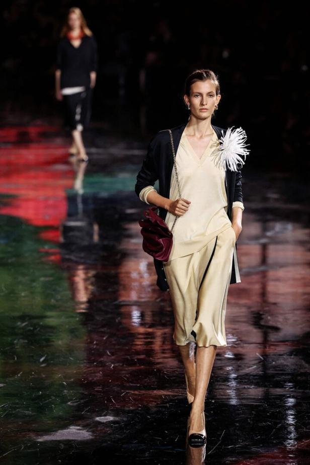 FASHION-FRANCE-WOMEN-CHANEL