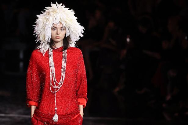 FASHION-FRANCE-WOMEN-CHANEL