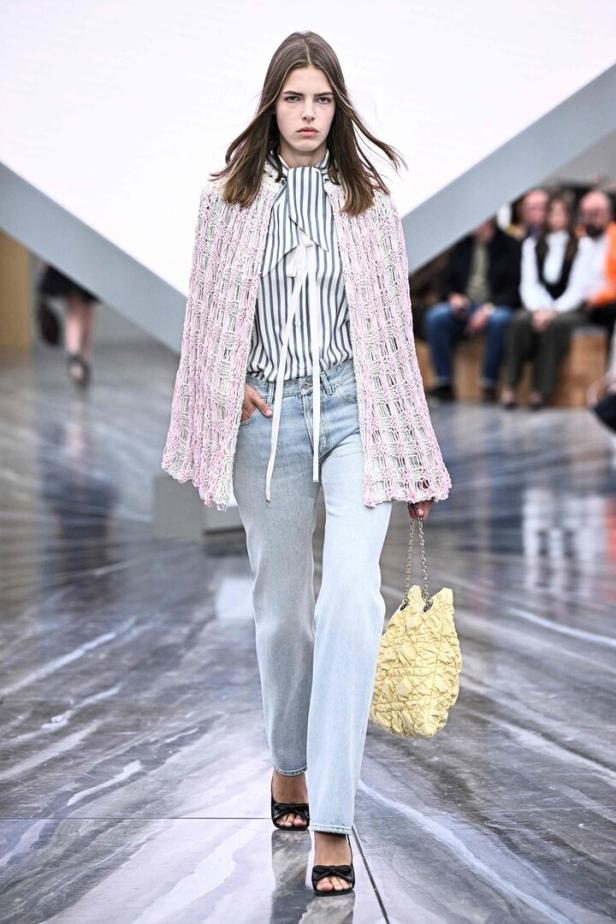FASHION-FRANCE-WOMEN-DIOR