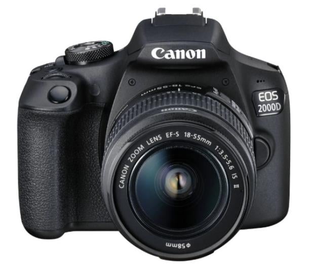 Die Canon EOS 2000D Spiegelreflexkamera mit 18-55mm Objektiv wird als empfehlenswertes Einsteigermodell für Fotografie-Kurse vorgestellt.