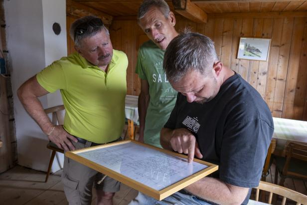 Georg Bergschober, Autor Günter Kast und Hüttenwirt Josef Kressl