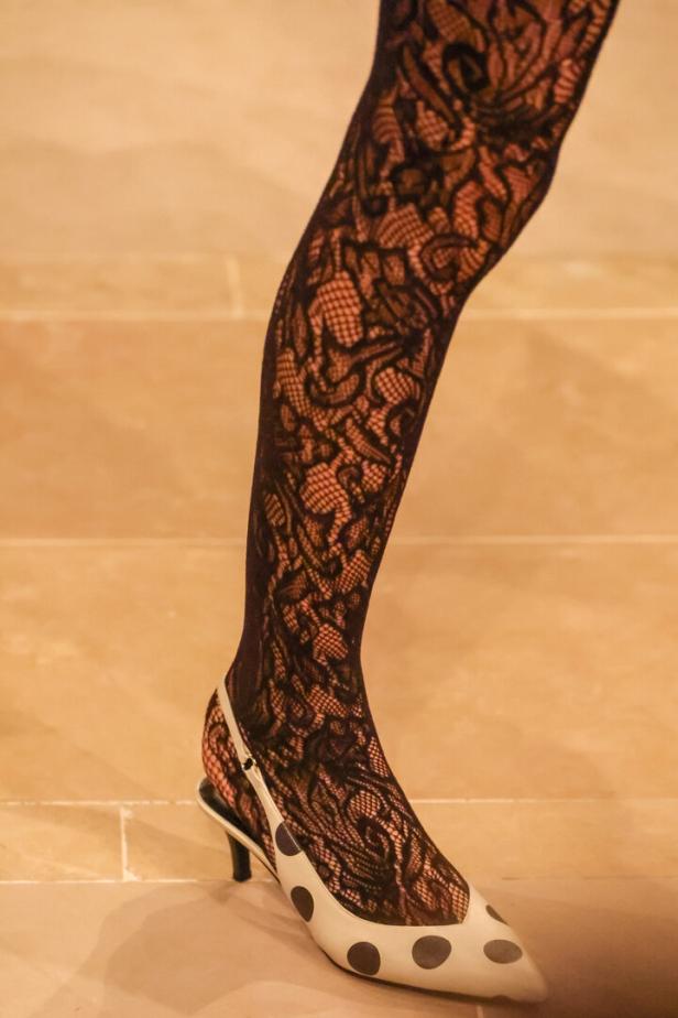 Isabel Marant: Runway - Paris Fashion Week - Womenswear Fall/Winter 2025-2026