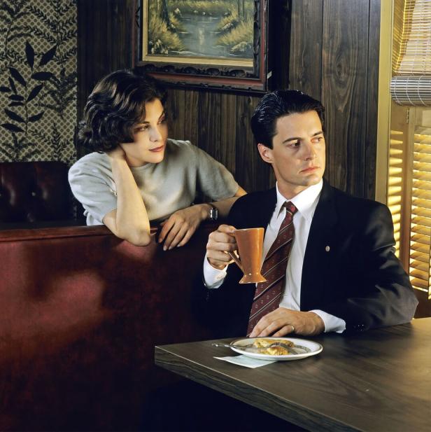 KYLE MacLACHLAN and SHERILYN FENN in der Serie "TWIN PEAKS"