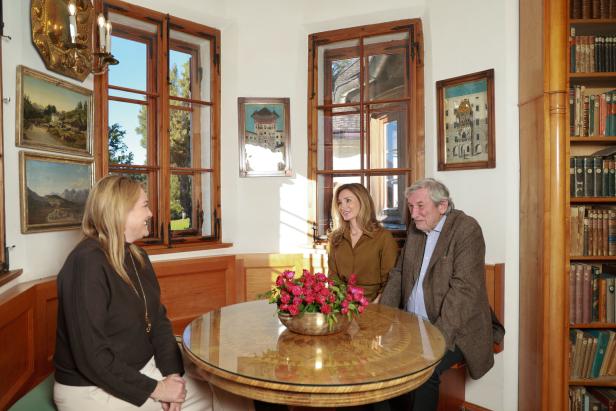 Im Gespräch: Maximilian Lamberg, Claire Hoyos, Marlene Auer.