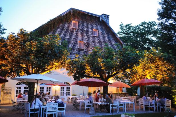 Außenansicht Schlosswirt zu Anif