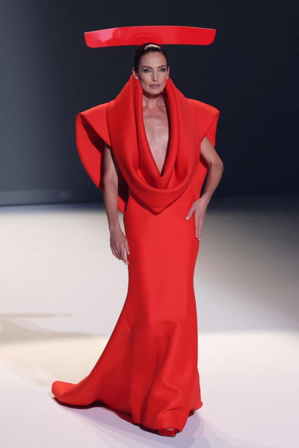 Stephane Rolland Haute Couture Fall/Winter 2025-2026 show in Paris