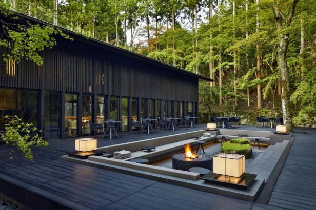 Das Aman in Kyoto, inmitten eines Waldes