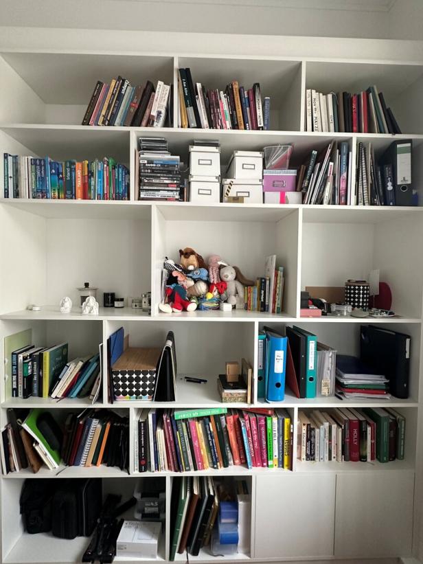 Das Bücherregal von Emily Cox