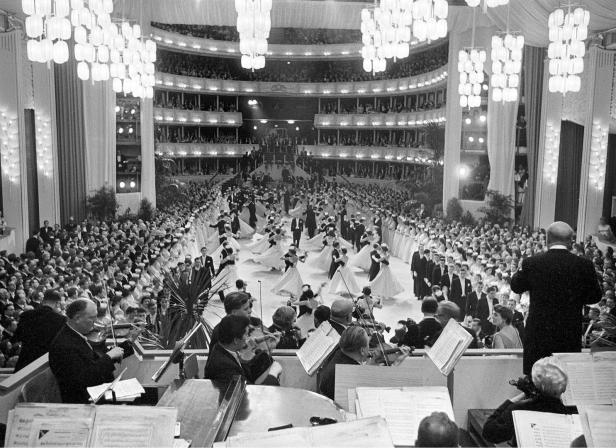 Opernball 1956