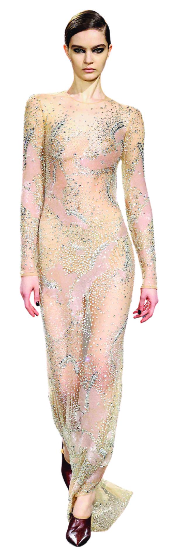 FASHION-FRANCE-WOMEN-ELIE SAAB