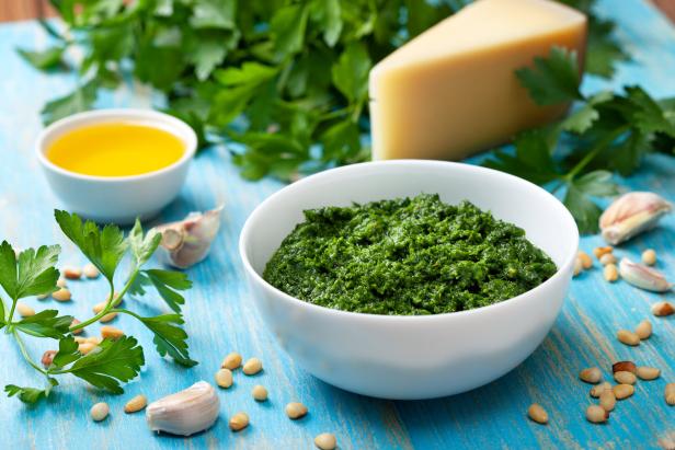 parsley pesto