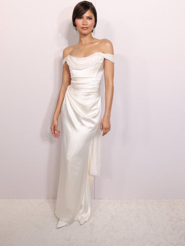  Braut in echt und im Film: Zendaya (im gefragten Look von V. Westwood).