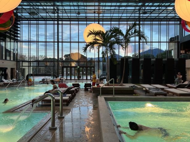 Blick in die Therme Meran