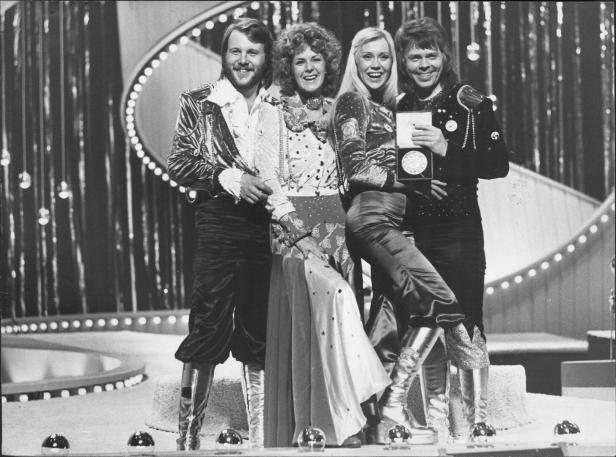 Eurovision Song Contest 1974, Eurovisionsschlagerfestivalen. ABBA , musikgrupp Sverige med t. v. Benny Andersson, Björn