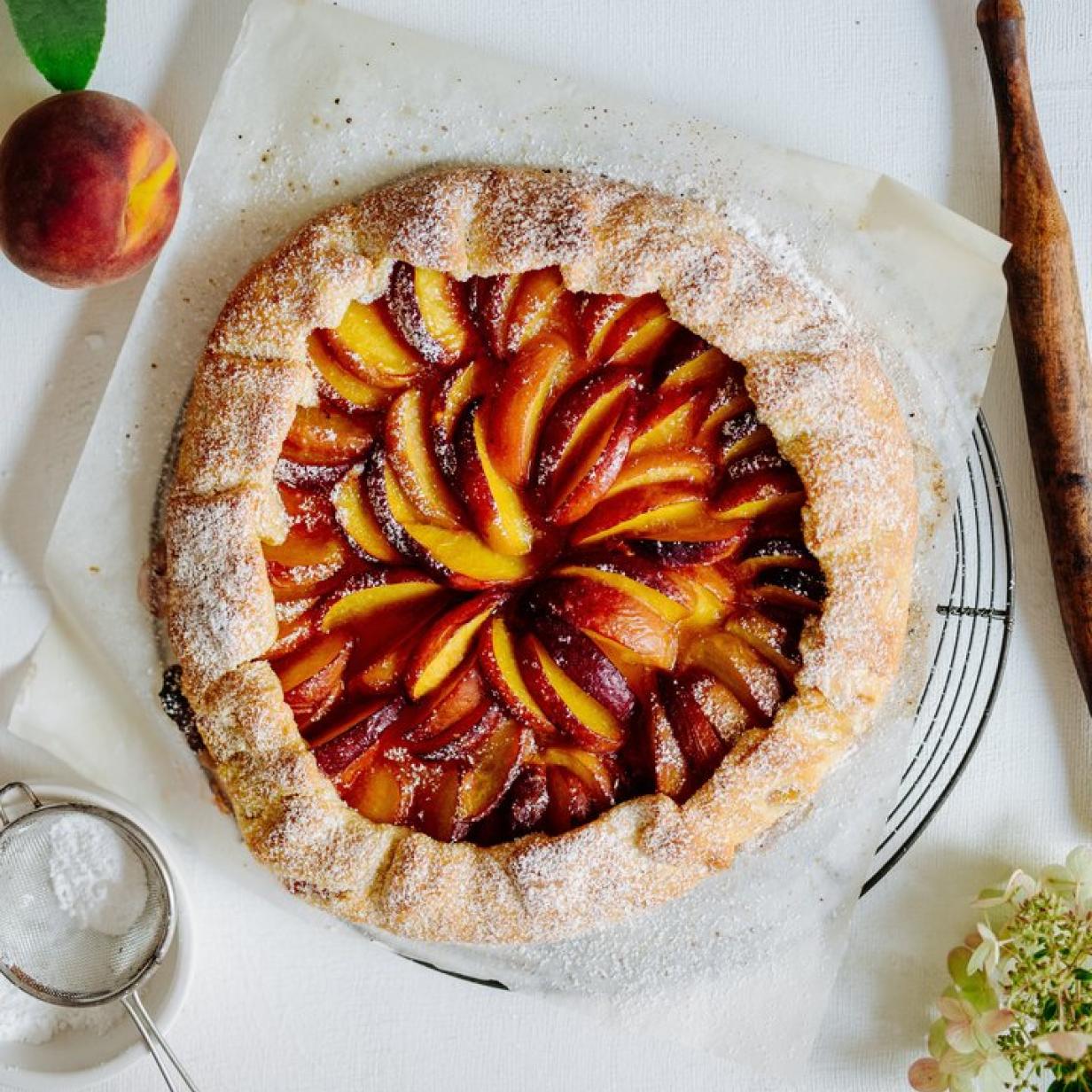 Knusprige Pfirsich-Galette