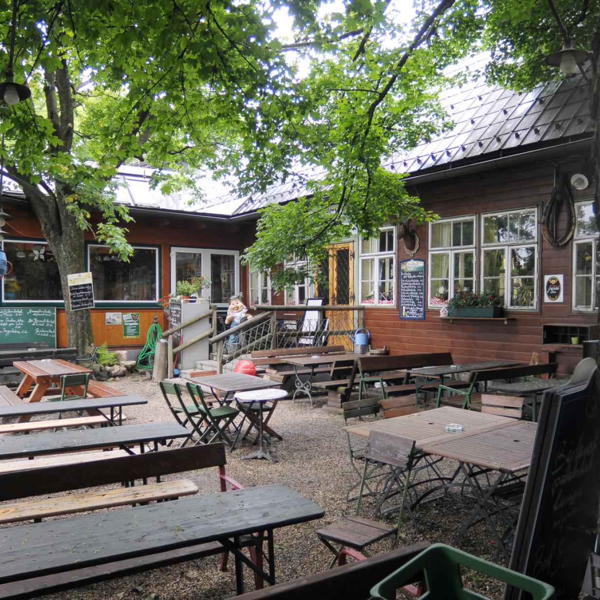 so-schmeckt-s-im-gasthaus-h-userl-am-stoan-in-wien