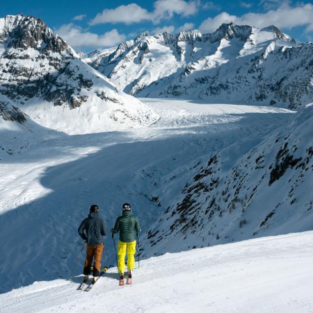 Der Große Aletschgletscher ist mit zwanzig Kilometern der längste Eisstrom der Alpen, bis zu achthundert Meter dick und UNESCO-Welterbe.