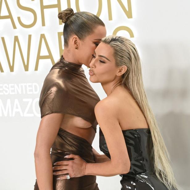 Bussi, Bussi: Kim und Khloe Kardashian