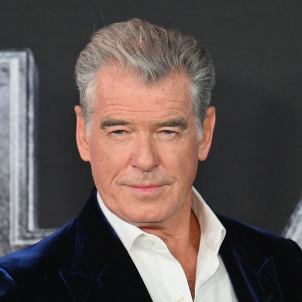 Pierce Brosnan: „Trumpets“