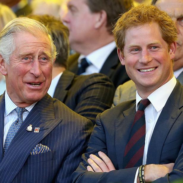 König Charles und Prinz Harry im Jahr 2014
