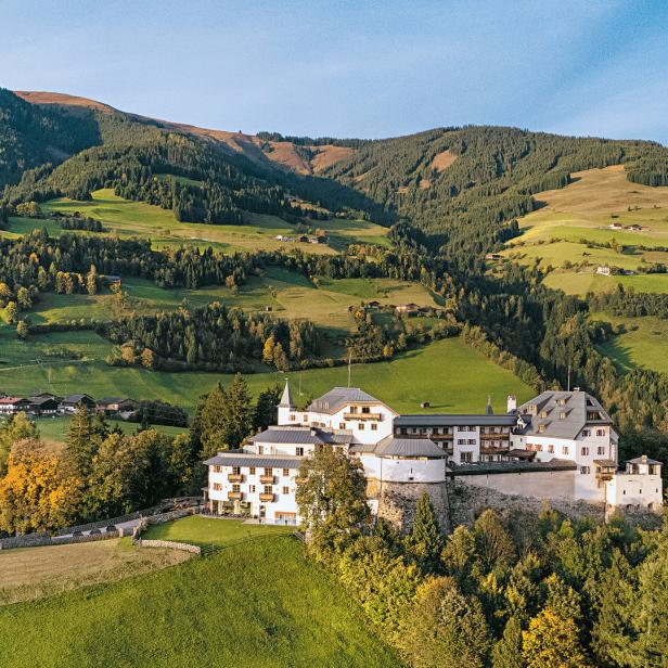 Historisches Ambiente, luxuriöse Ausstattung, Traumlage: Hotel Schloss Mittersill.