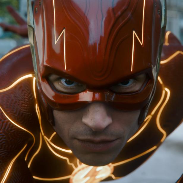 Barry Allen möchte mithilfe einer Zeitreise die Vergangenheit verändern: „The Flash“