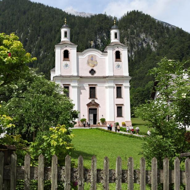 Der „Pinzgauer Dom“ entstand nach Plänen von Johann Bernhard Fischer von Erlach