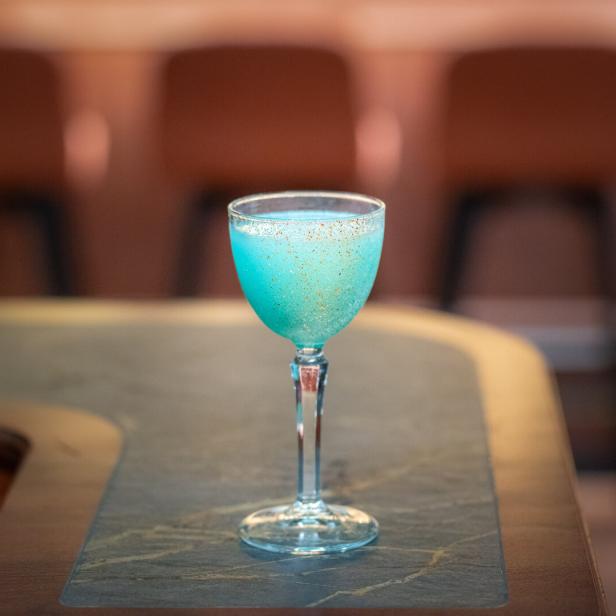 Cocktail aus der American-Latin-Bar Cinco: "Aquamarin Margarita"