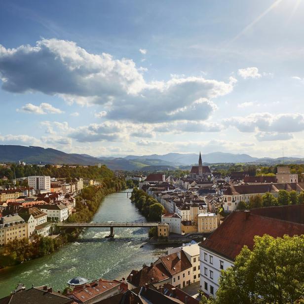 Die Steyrer Altstadt vom Tabor, einer Anhöhe, aus gesehen