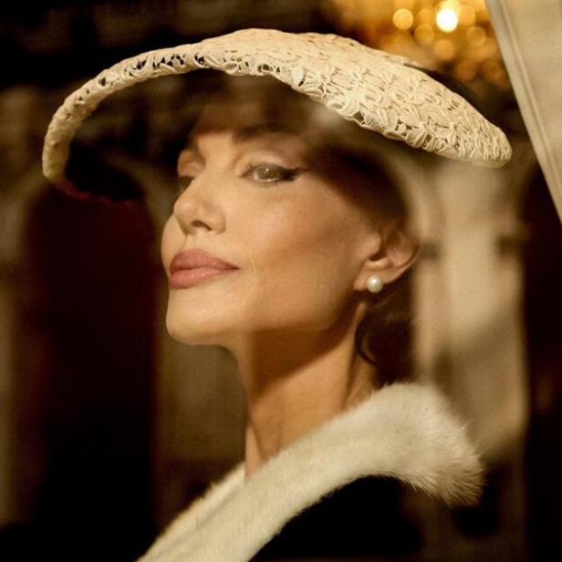 Angelina Jolie als Maria Callas