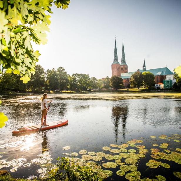 Ein toller Erlebnis: Stand-Up Paddling auf dem Mühlenteich.