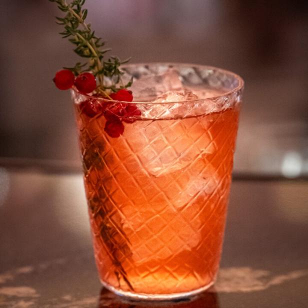 Cocktail aus der Donnersmarkt Bar: Cranberry Bliss