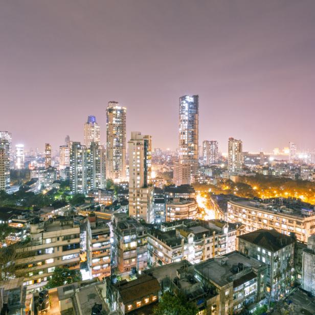 Mumbai hat nicht nur viele Wolkenkratzer, sondern mit Dharavi auch  den größten Slum Asiens.