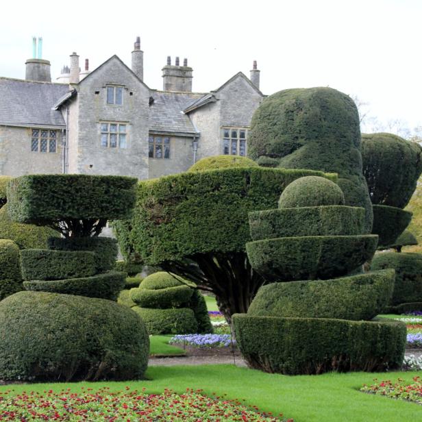 Der Topiary-Garten von Levens Hall im englischen Lake District