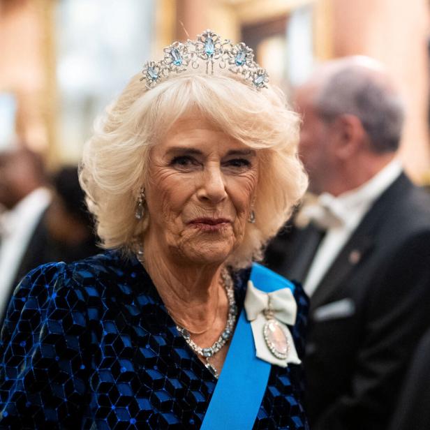 Königin Camilla trug zum ersten Mal das Diadem der verstorbenen Queen Elizabeth II.