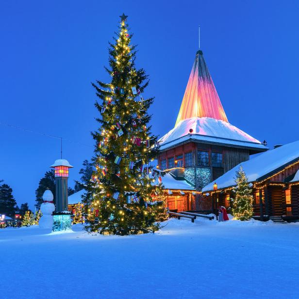  Festliche Stimmung an jedem Tag: Im "Santa Claus Village" ist der Weihnachtsmann das ganze Jahr über anzutreffen