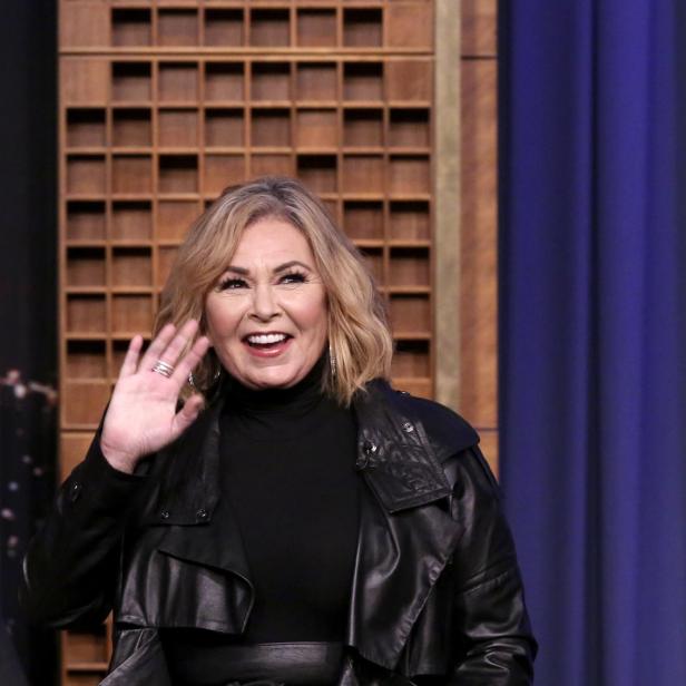 Roseanne Barr im 2018 bei US-Talkshow-Host Jimmy Fallon. Kurz danach wurde sie von den TV-Sendern gecancelt