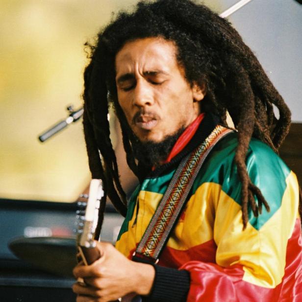 Bob Marley auf der Bühne der Crystal Palace Bowl in London 1980