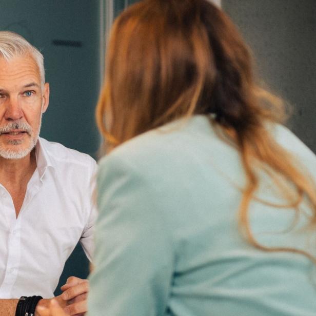 Mit 50 bereit für den Neustart? Dann gilt es in der Bewerbung Fehler zu vermeiden